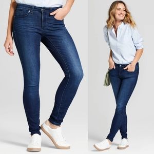 NWT Universal Thread Mid Rise Skinny Jeans